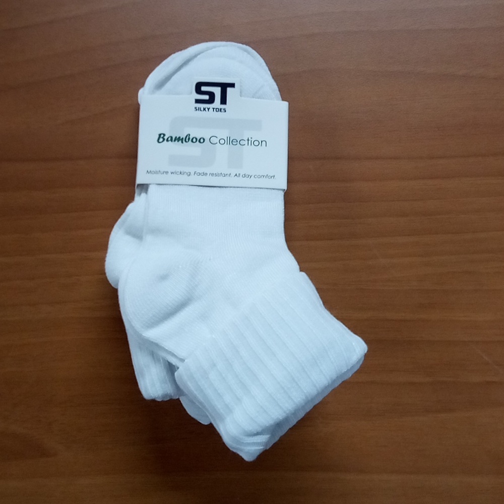 Silky toes bamboo collection